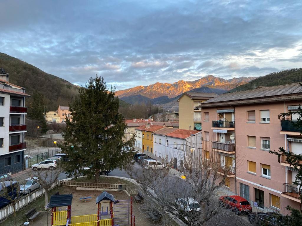 Apartamento Gold Cadi Guardiola de Bergueda Luaran gambar